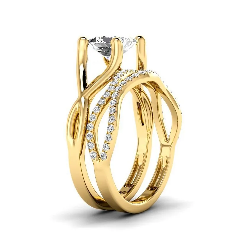 0.70-3.20 CT Round & Princess Cut Diamonds - Bridal Set