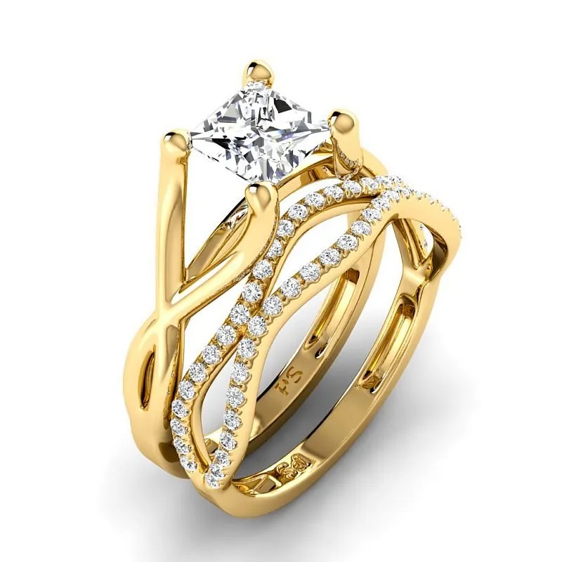 0.70-3.20 CT Round & Princess Cut Diamonds - Bridal Set