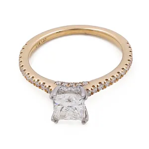 14K Yellow Gold Women's Contemporary Engagement Ring with 0.26Tw Round Diamonds