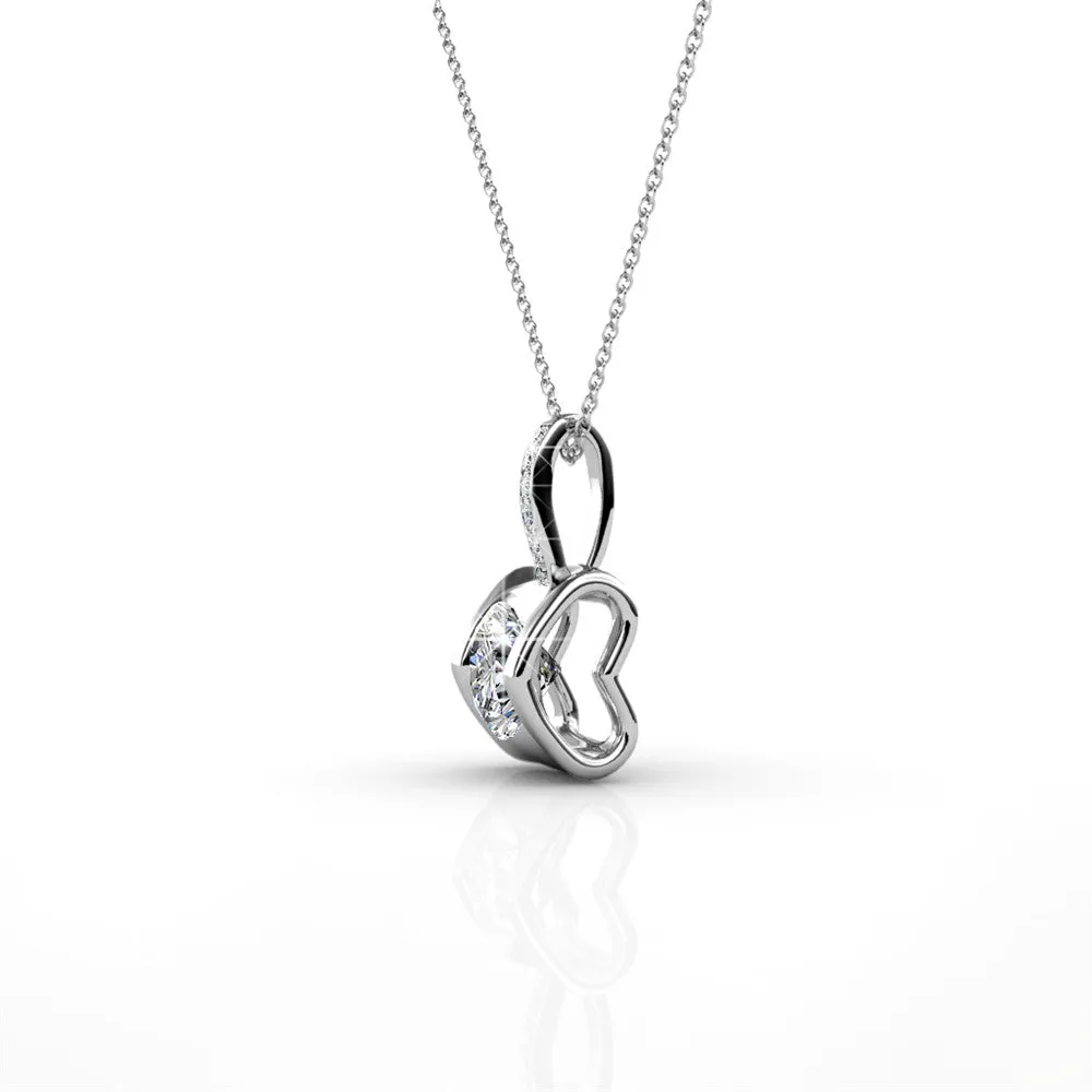 Billie 18k White Gold Pendant Necklace with Round Cut Swarovski Crystals
