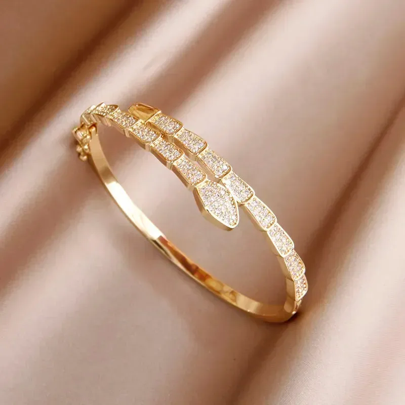 Classic Luxury Zirconia Cross Charm Bracelets For Women Elegant Bangle