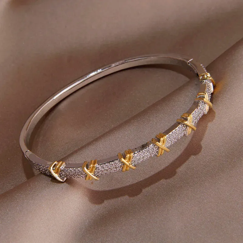 Classic Luxury Zirconia Cross Charm Bracelets For Women Elegant Bangle
