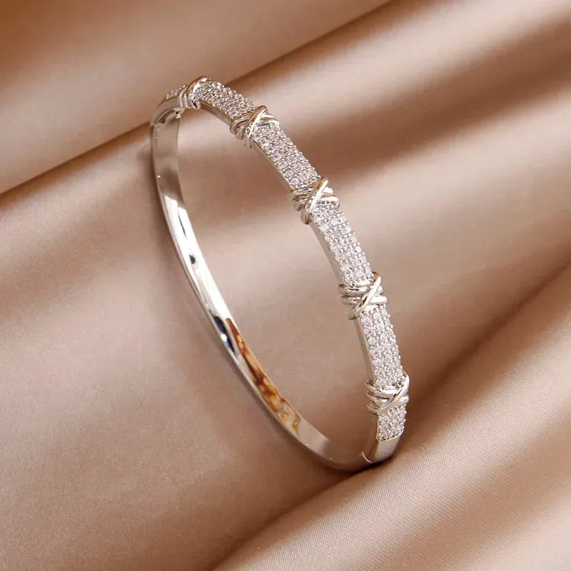 Classic Luxury Zirconia Cross Charm Bracelets For Women Elegant Bangle