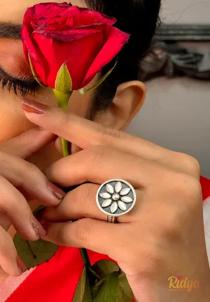Floral Coin Elegant Ring