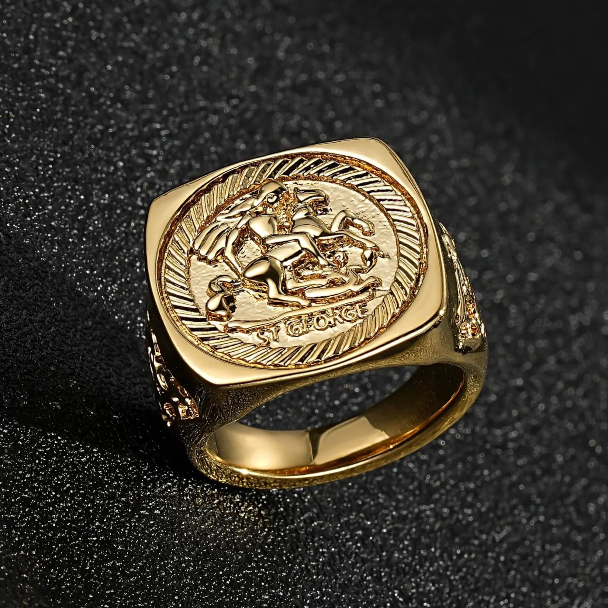 Gold St George Dragon Slayer Ring Size R/V
