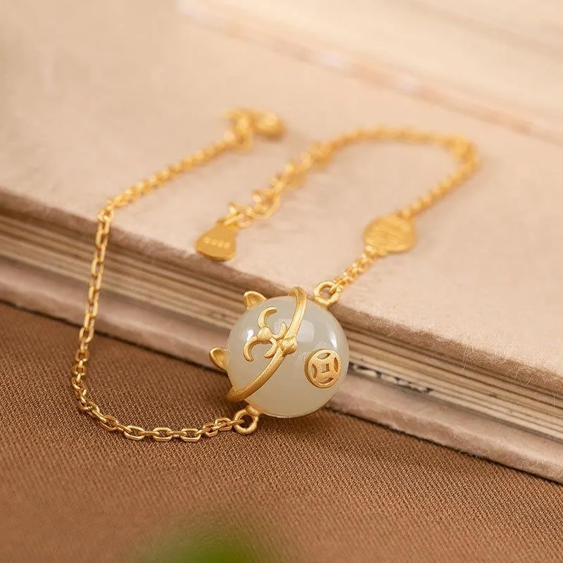 Inspired design gilt inlaid natural Hetian jade cat bracelet