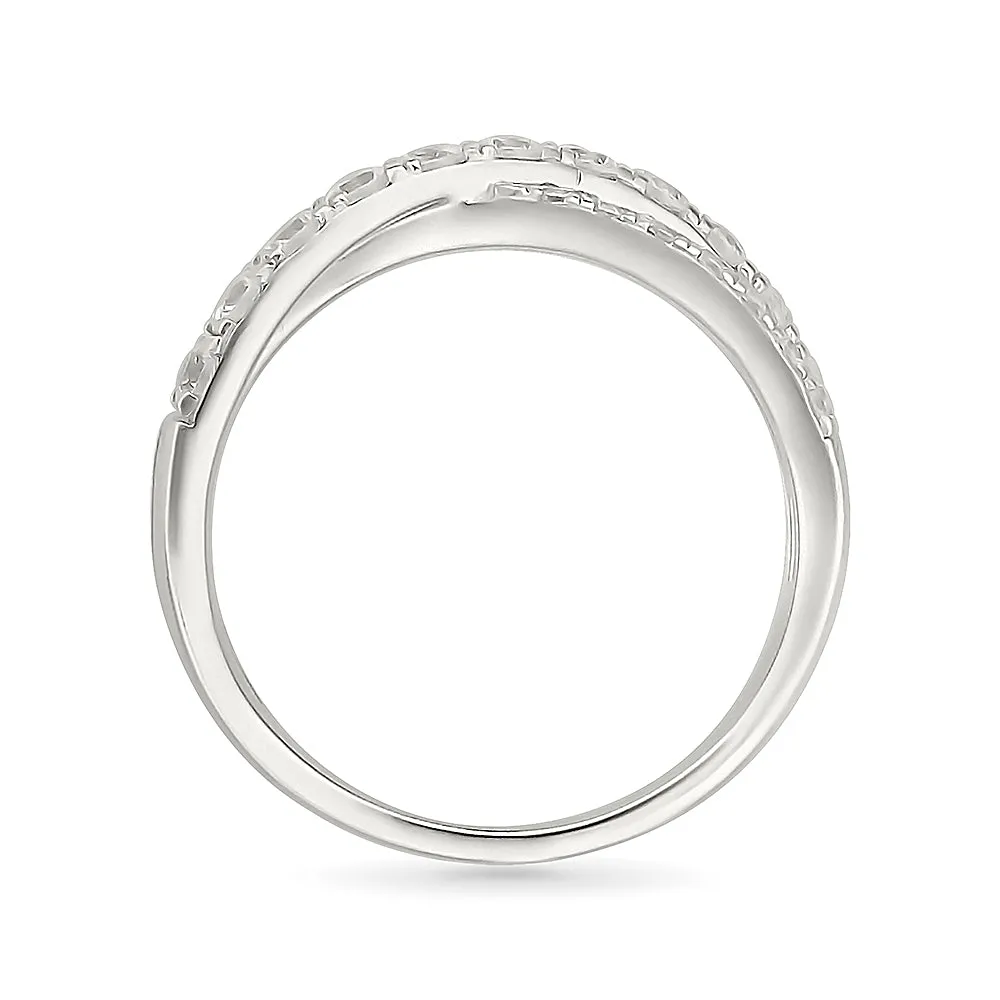 Intertwined Brilliance Gold & Diamond Ring