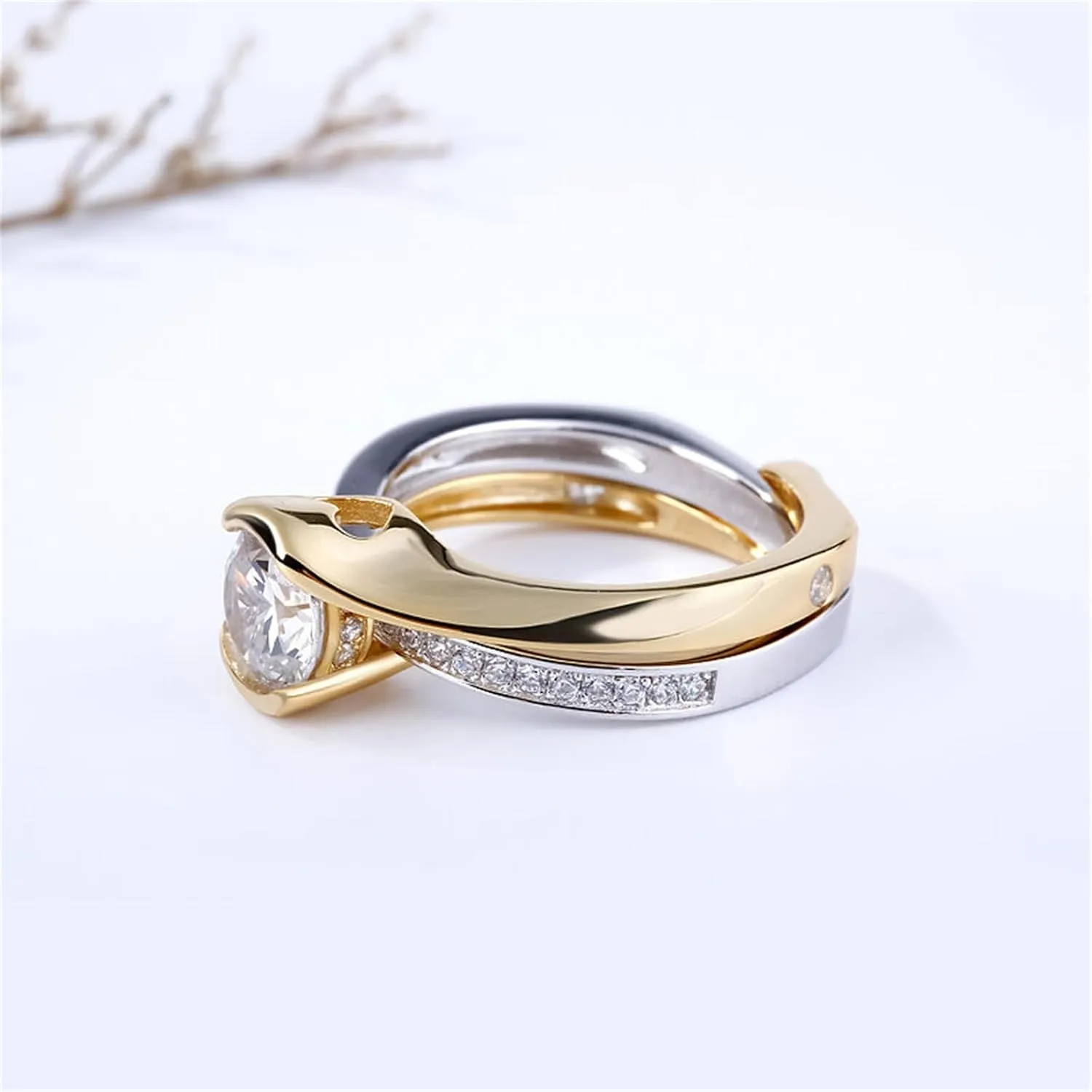 Jeulia 2.5 Carat Asymmetric Rings Women Round Cut Diamond Ring Set 14k Gold Plated Cubic Zirconia Engagement Rings Anniversary Promise Romantic Jewelry Gift