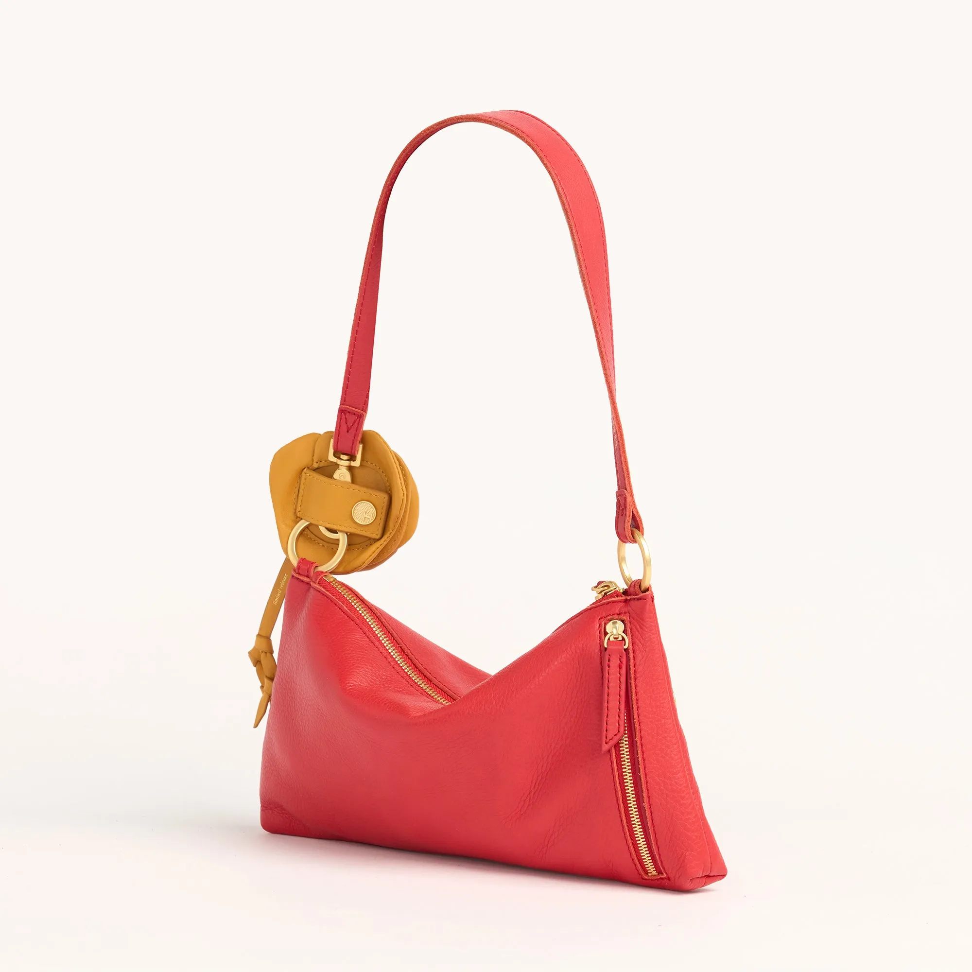 Vince Floral Charm | Chanterelle /Brushed Gold