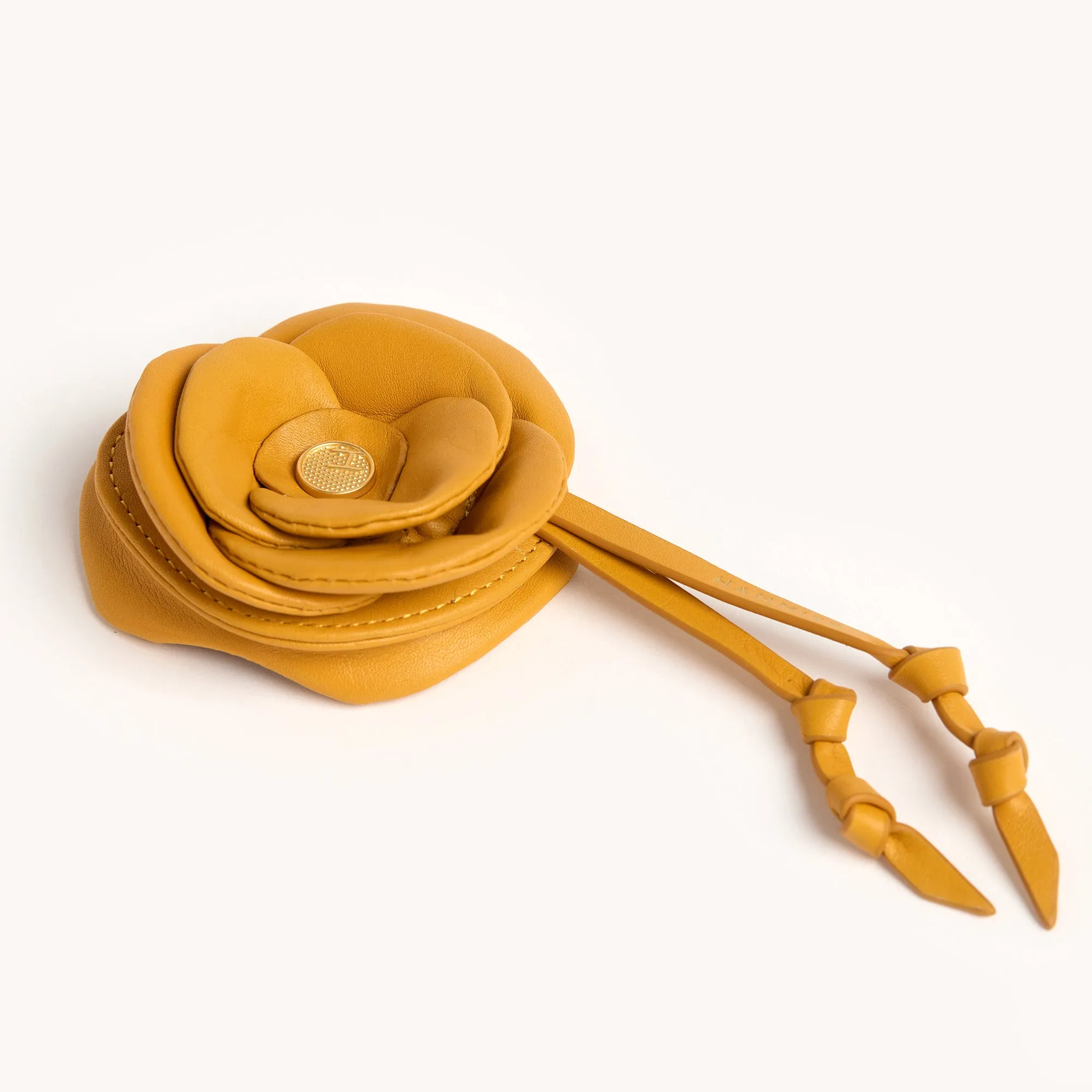 Vince Floral Charm | Chanterelle /Brushed Gold