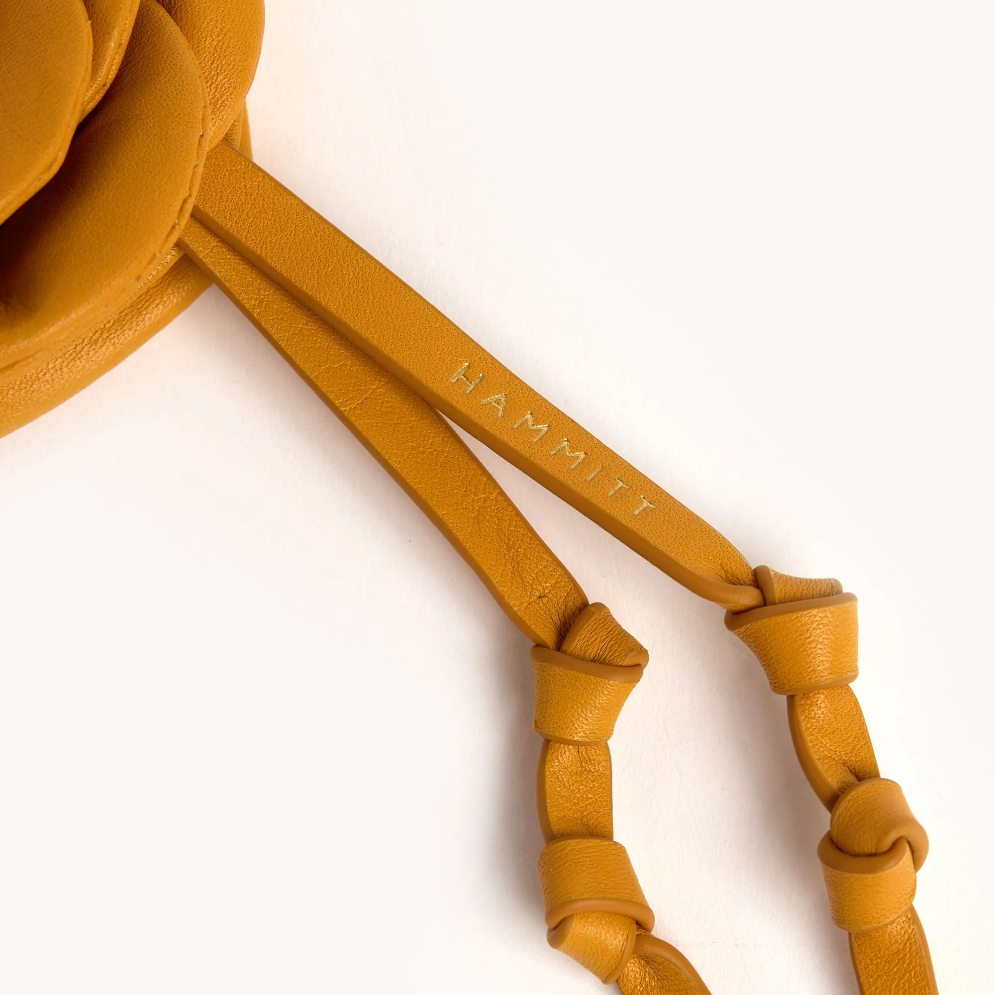 Vince Floral Charm | Chanterelle /Brushed Gold