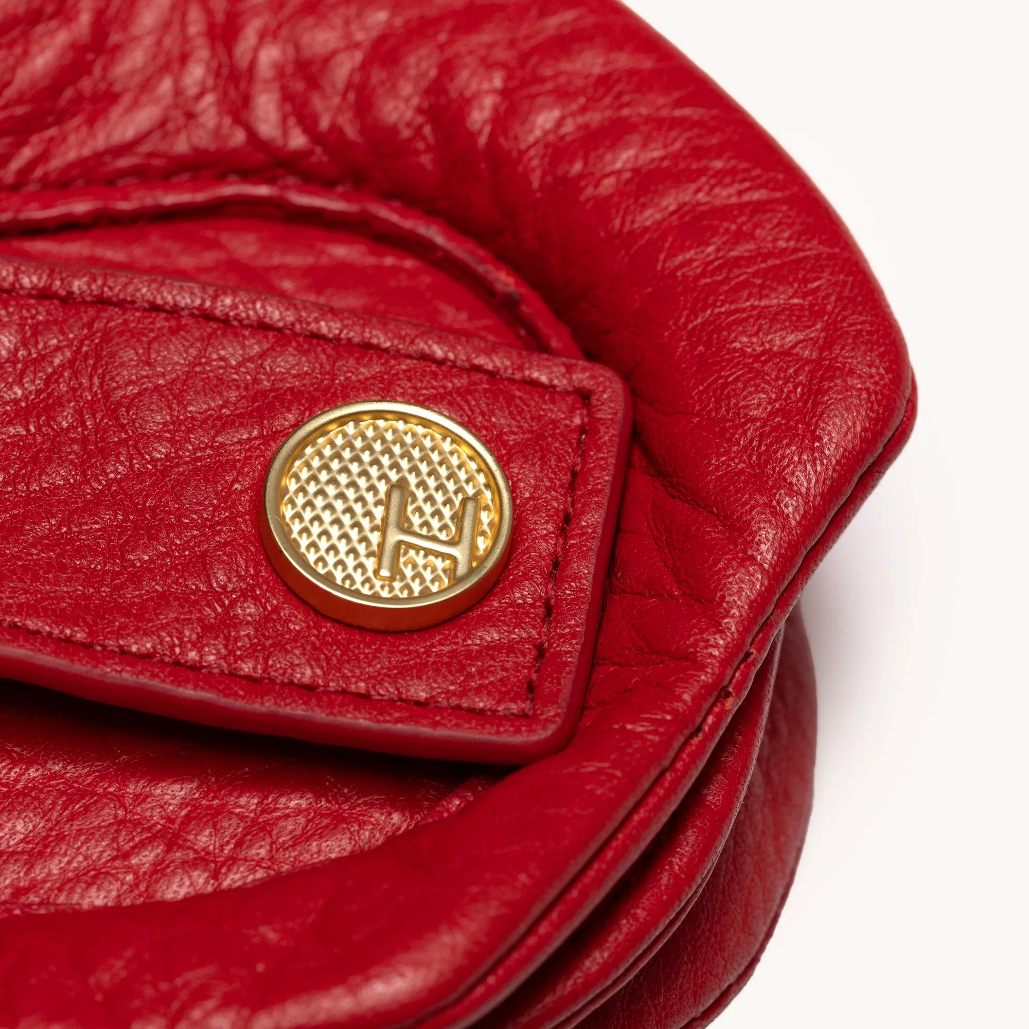 Vince Floral Charm | Poppy Red/Brushed Gold
