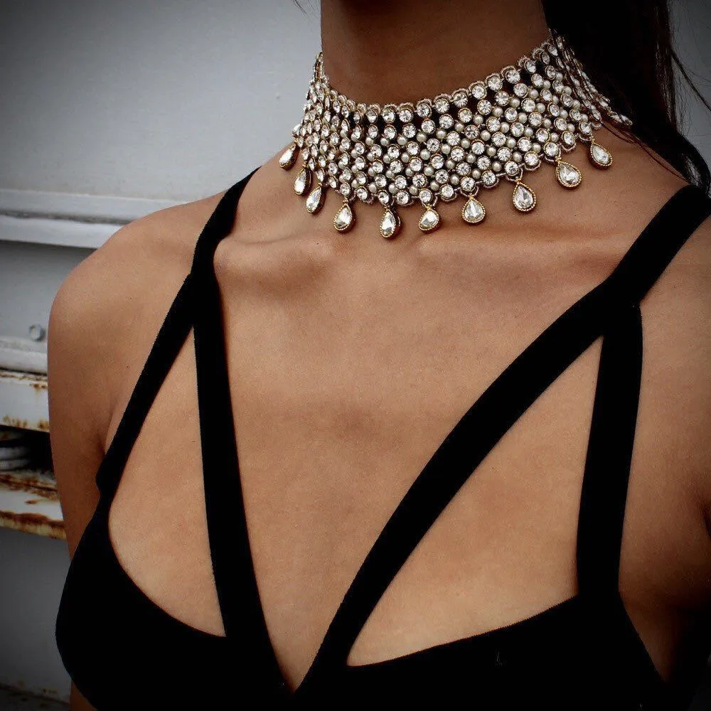 Wholesale Drops Gemstones Alloy Necklaces