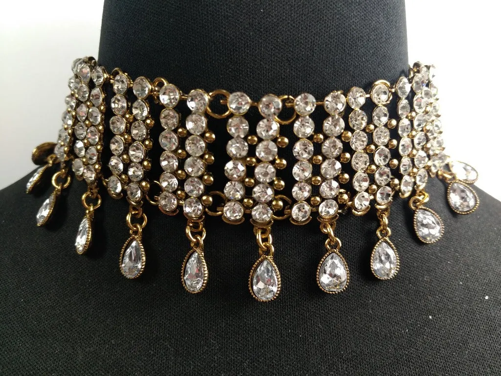 Wholesale Drops Gemstones Alloy Necklaces