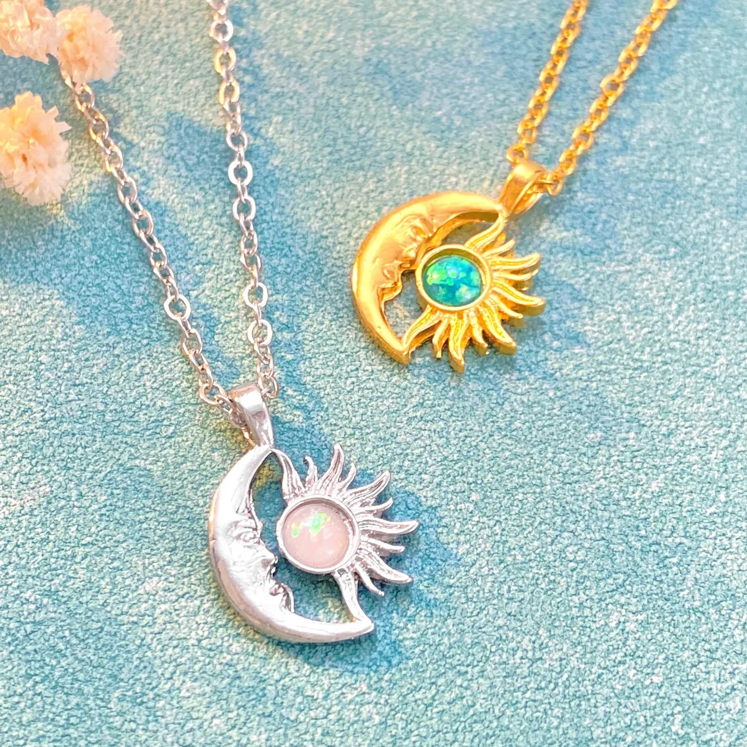 Wholesale Opal Sun Moon Alloy Necklaces