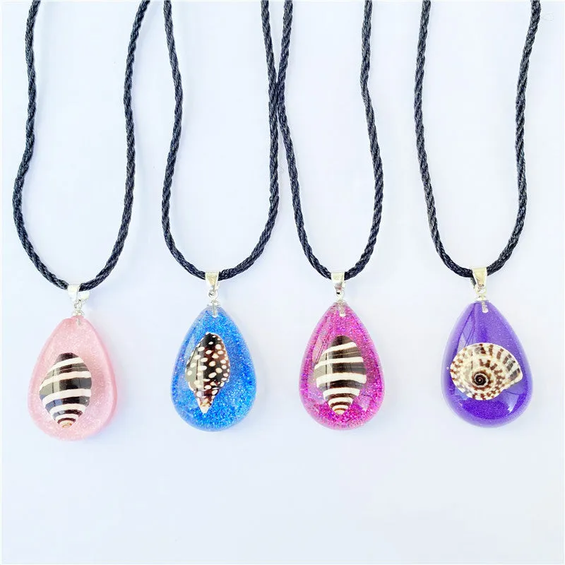 Wholesale Summer Conch Amber Resin Necklace