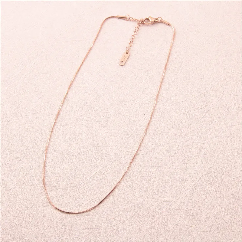 Wholesale Titanium Steel Snake Necklaces