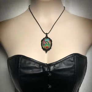 Wholesale Unique Glass Pendants Metal Necklaces