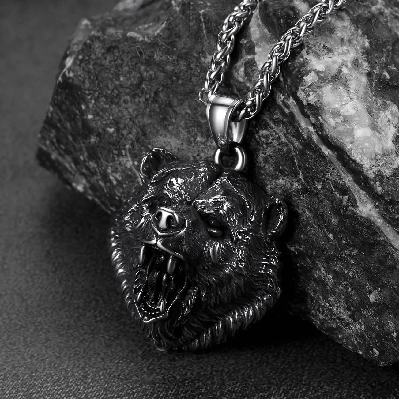 Wild Roaring Bear Head Pendant Necklace for Men